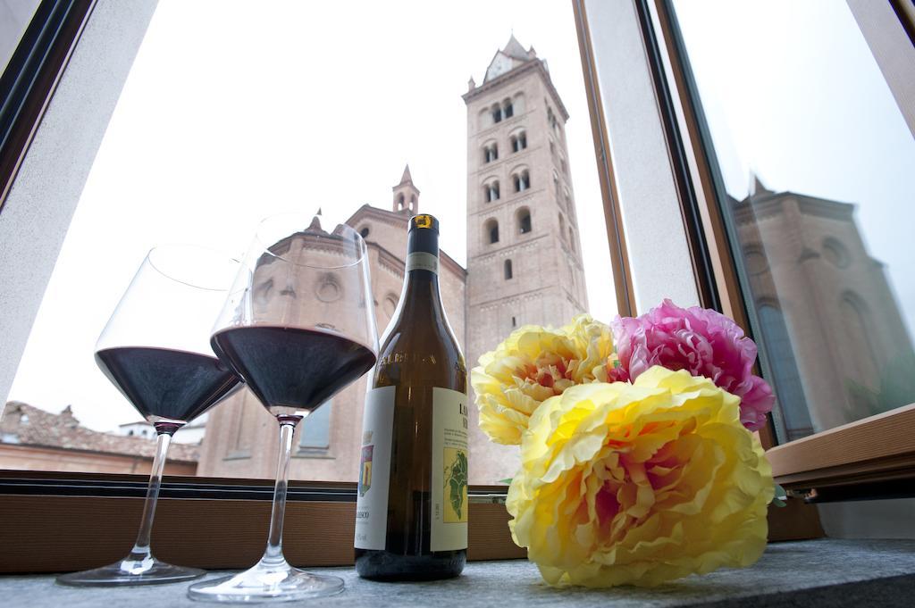 Vinoteca La Sacrestia Bed & Breakfast Alba  Dış mekan fotoğraf