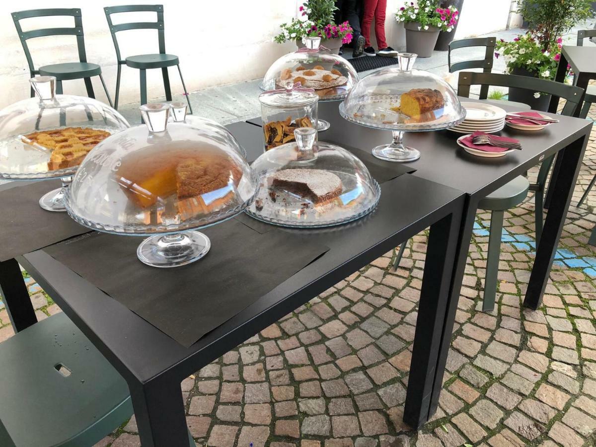 Vinoteca La Sacrestia Bed & Breakfast Alba  Dış mekan fotoğraf
