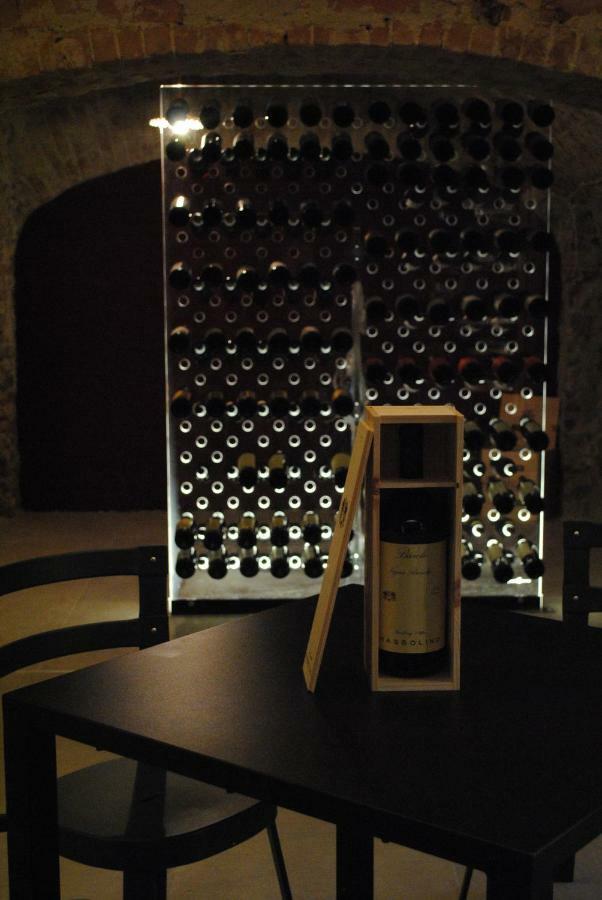 Vinoteca La Sacrestia Bed & Breakfast Alba  Dış mekan fotoğraf